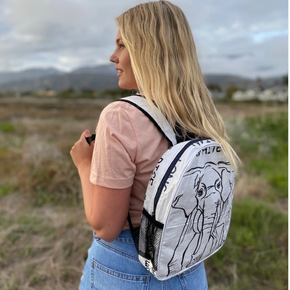 CEMENT6 Handbags - CEMENT6 White Elephant Print Women's Backpack - Casual Daypack
